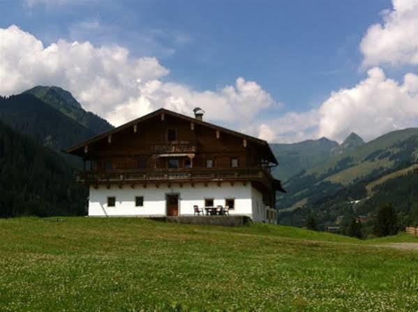 Alpenbauernhaus Vorderbrandthof Зальбах-Хинтерглемм Экстерьер фото
